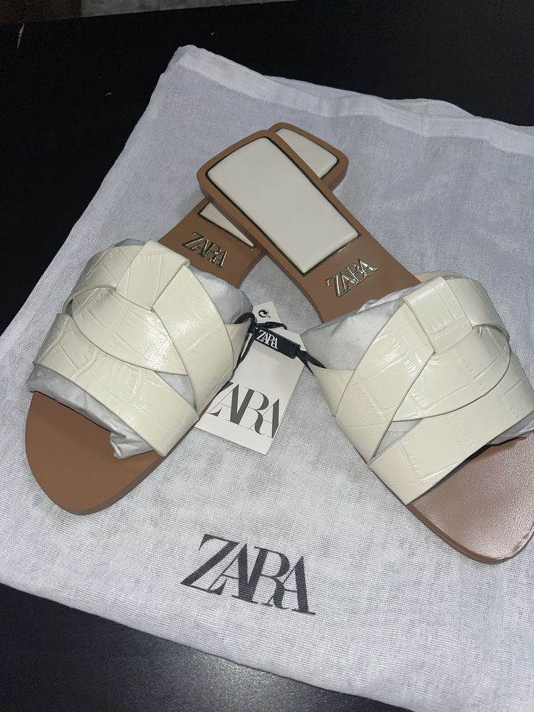 Zara шльопанці 40 розмір