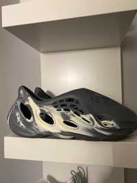 adidas Yeezy Foam Runner MXT Moon Gray N44