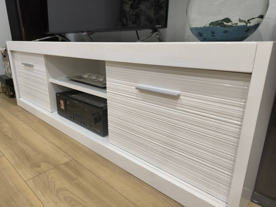 Szafka RTV Agata meble