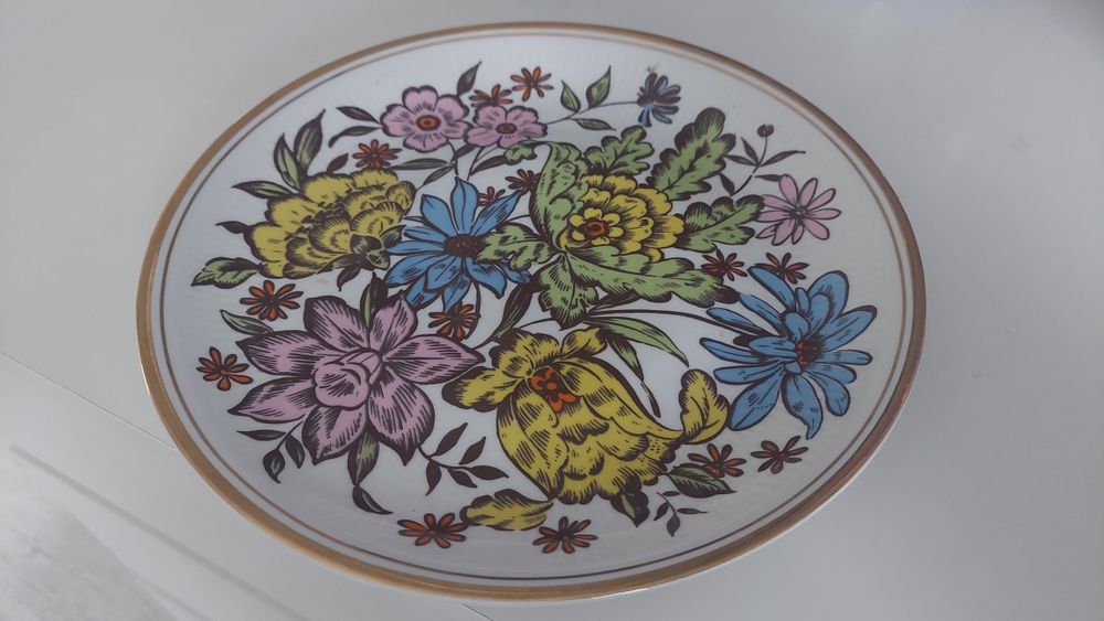 Patera z Wałbrzycha porcelana wzór kwiaty