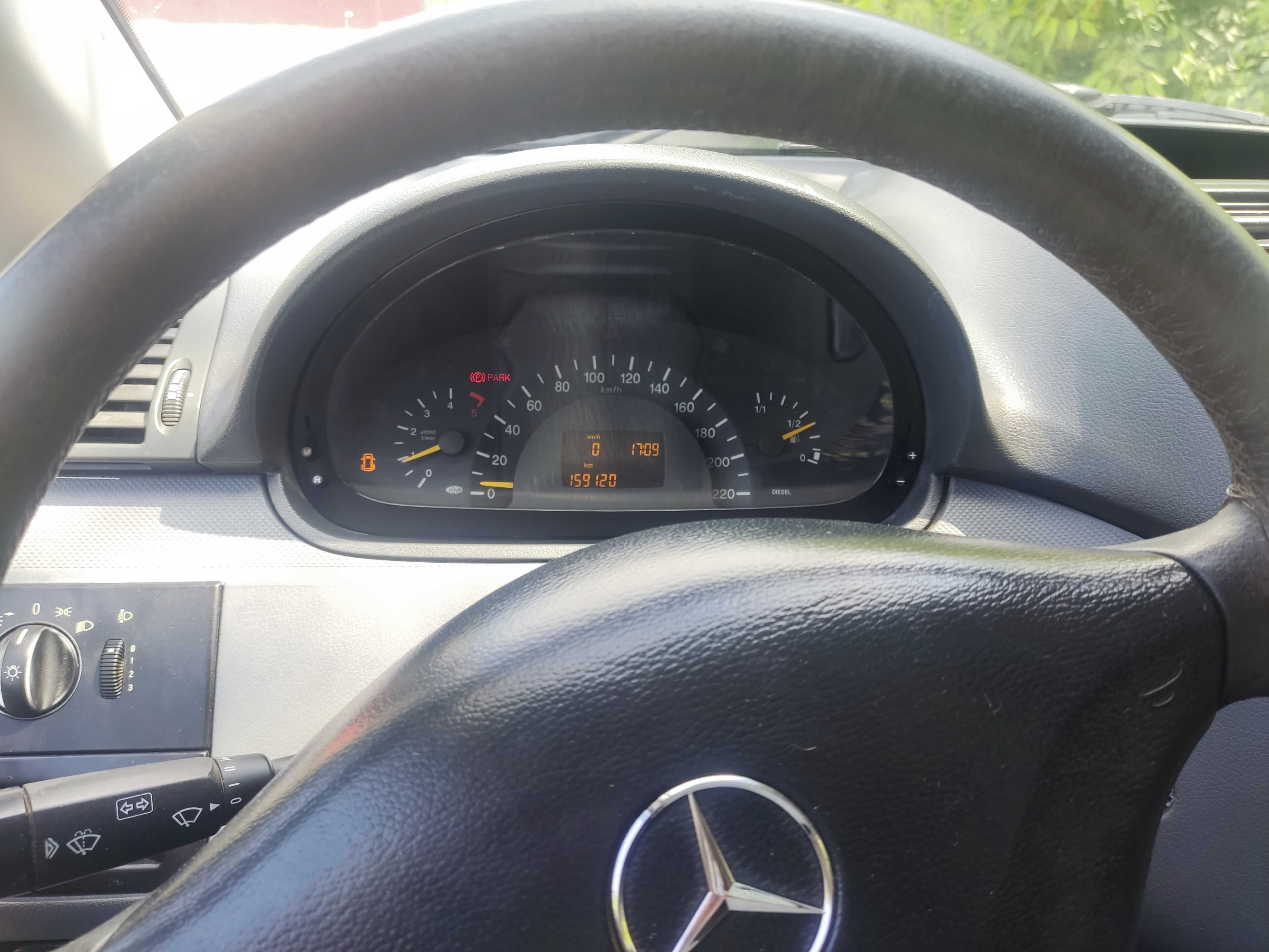 Продам авто Mercedes Vito 109 CDI