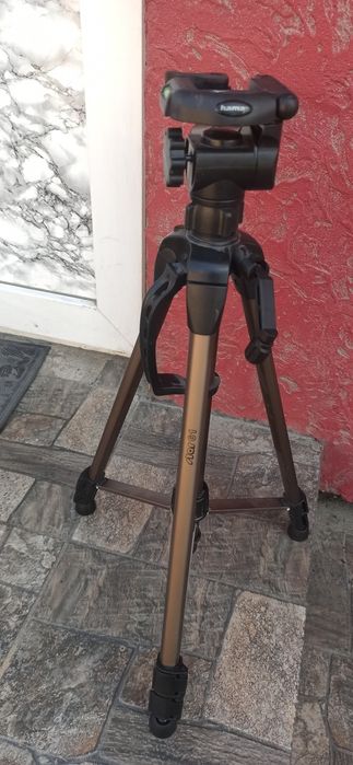 Штатив HAMA Star 61 04161, алюміній, сірий