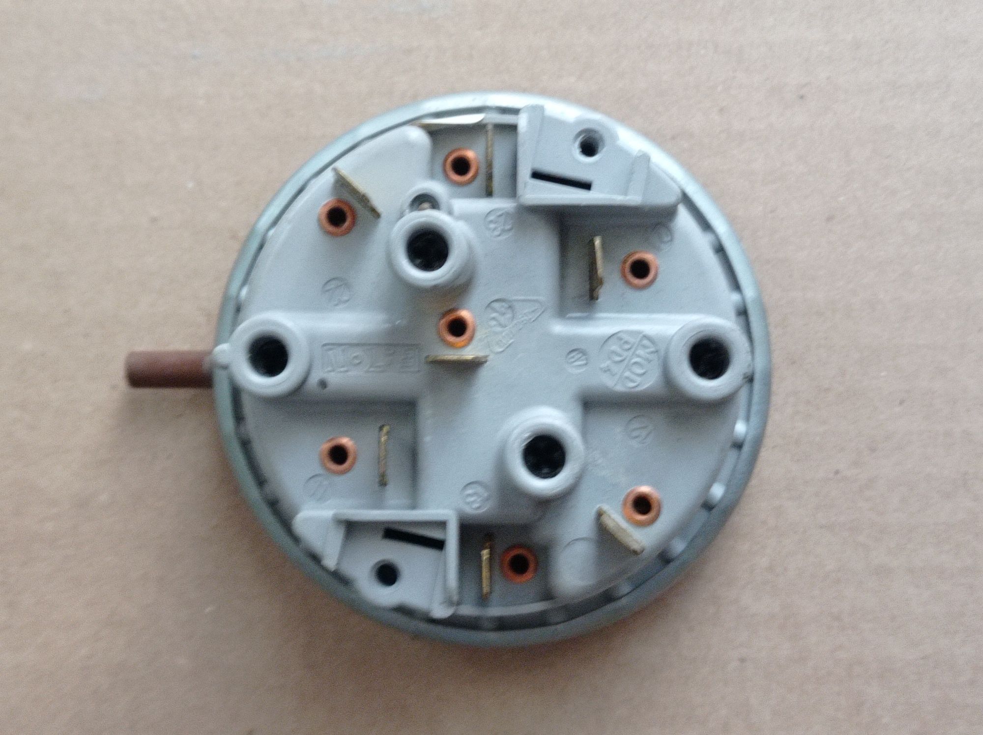 Hydrostat do pralki ARDO T60