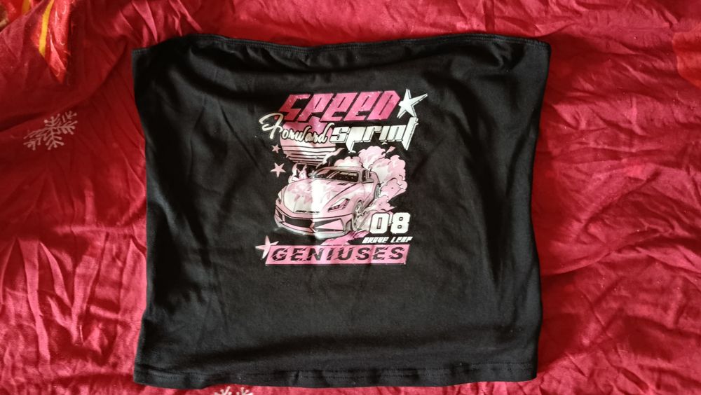 Sprzedam ubrania (topy itp)