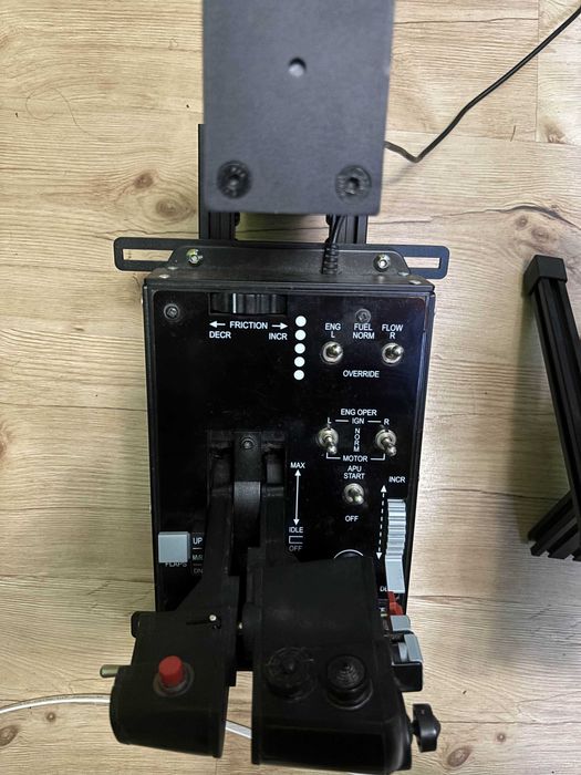 Joystick Thrustmaster HOTAS Warthog zestaw