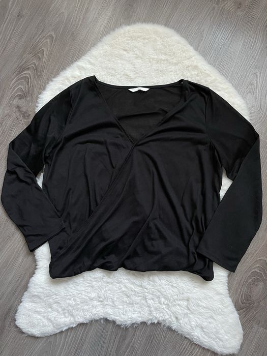 Czarna elegancka bluzka kopertowa