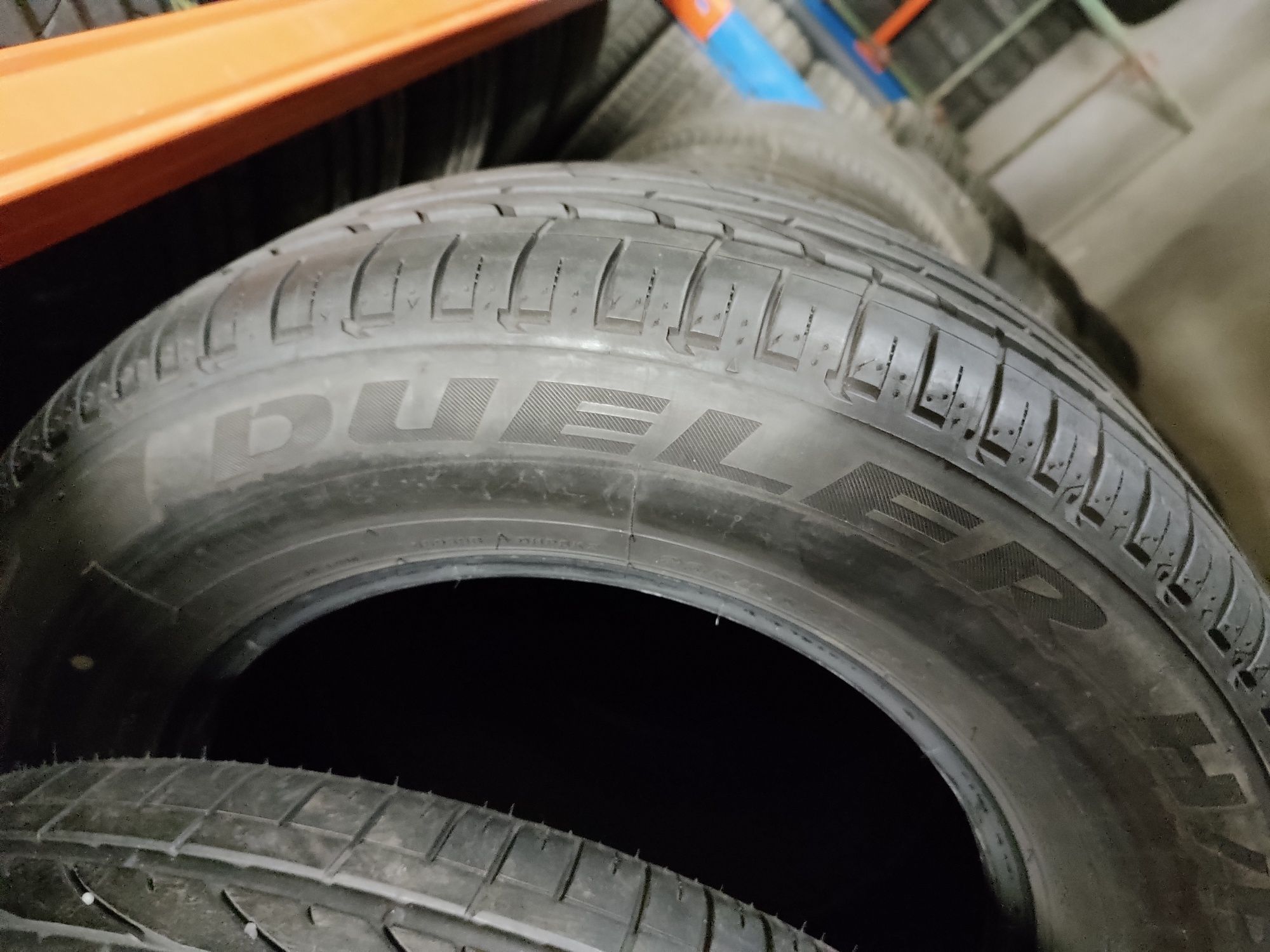 Bridgestone Dueler HP Sport 235/65/17