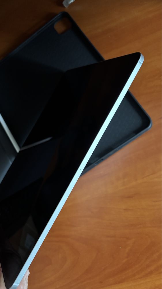Apple Ipad Pro 12.9” 512 GB ram 8 gb gen. 4
