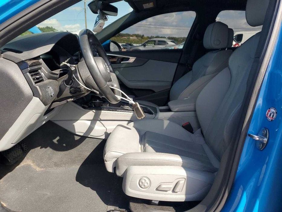 Audi A4 Premium Plus 45 2022