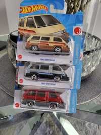 hot wheels 3x toyota van