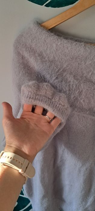 Blekitny blyszczacy cieplutki sweter XL