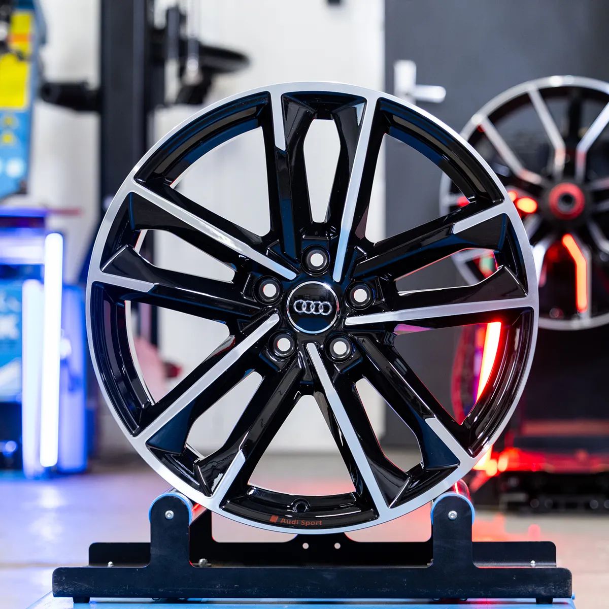 ORYGINALNE Felgi aluminiowe Audi 19" S5 A5 A6 A7 A8 Q3 Q5 Q7