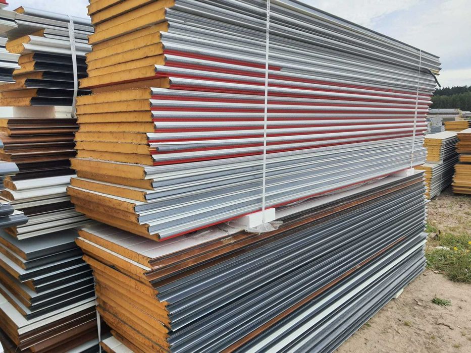 Płyta warstwowa / Ocieplenie ścian, sufitów, dachów..