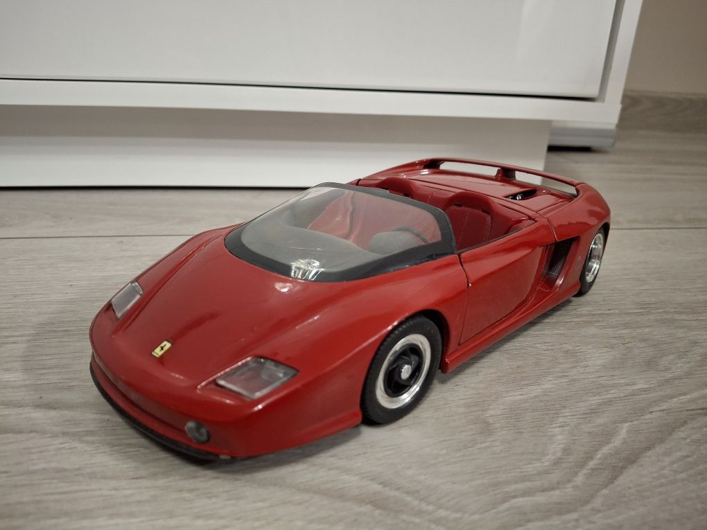 Auto Samochód Kolekcjonerski Ferrari Mythos Revell 1:18