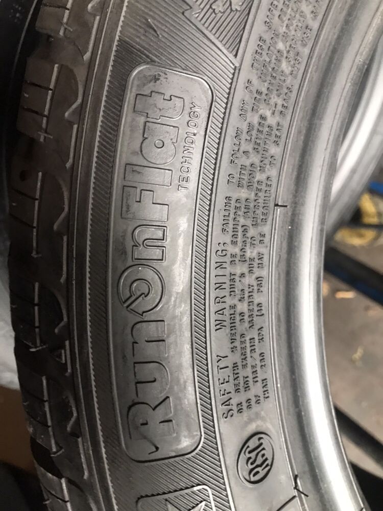 245/50/17 R17 Goodyear Ultra Grip GW3 RSC 2шт новые зима