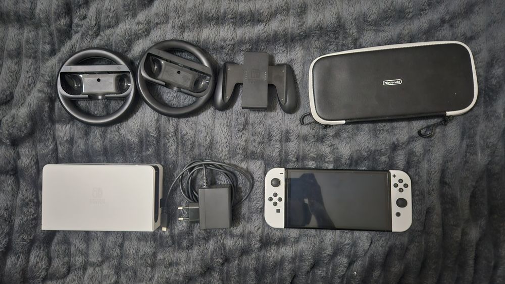 Nintendo OLED + Acessórios + SD 256 GB + Bolsa
