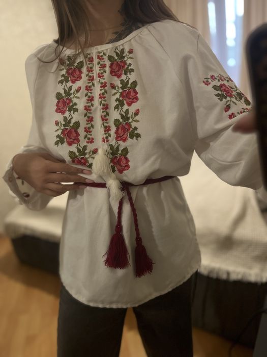 Вышиванка женская натуральный лён