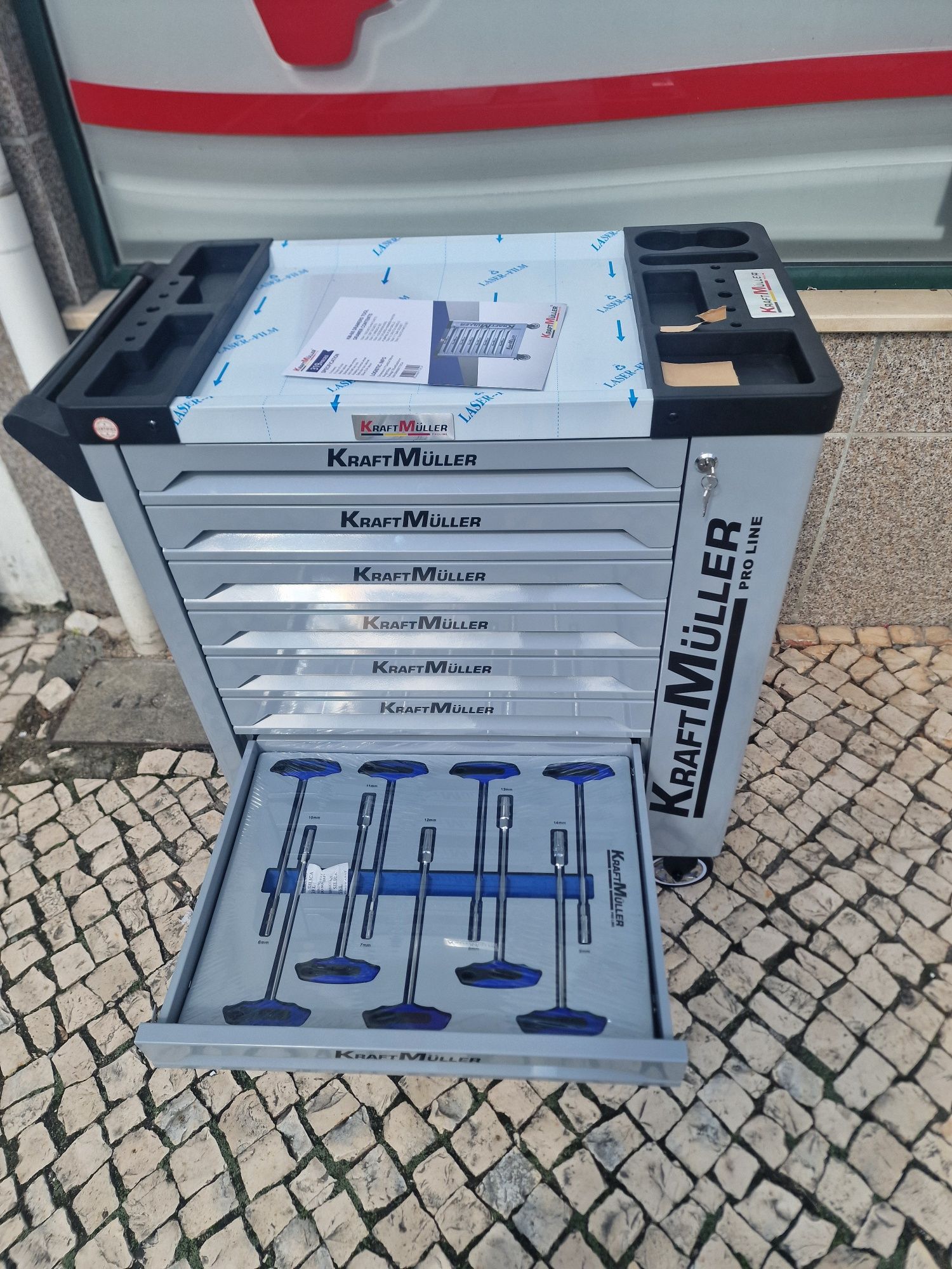 Carrinho de ferramenta de gavetas 8 completas novo