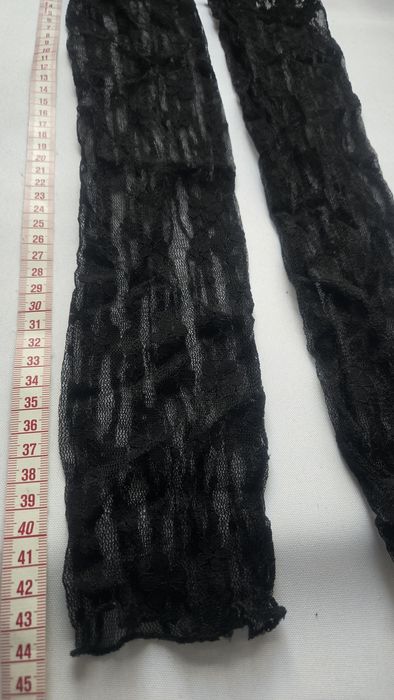 Długie, Koronkowe Rękawiczki z Unikalnym

Wzorem