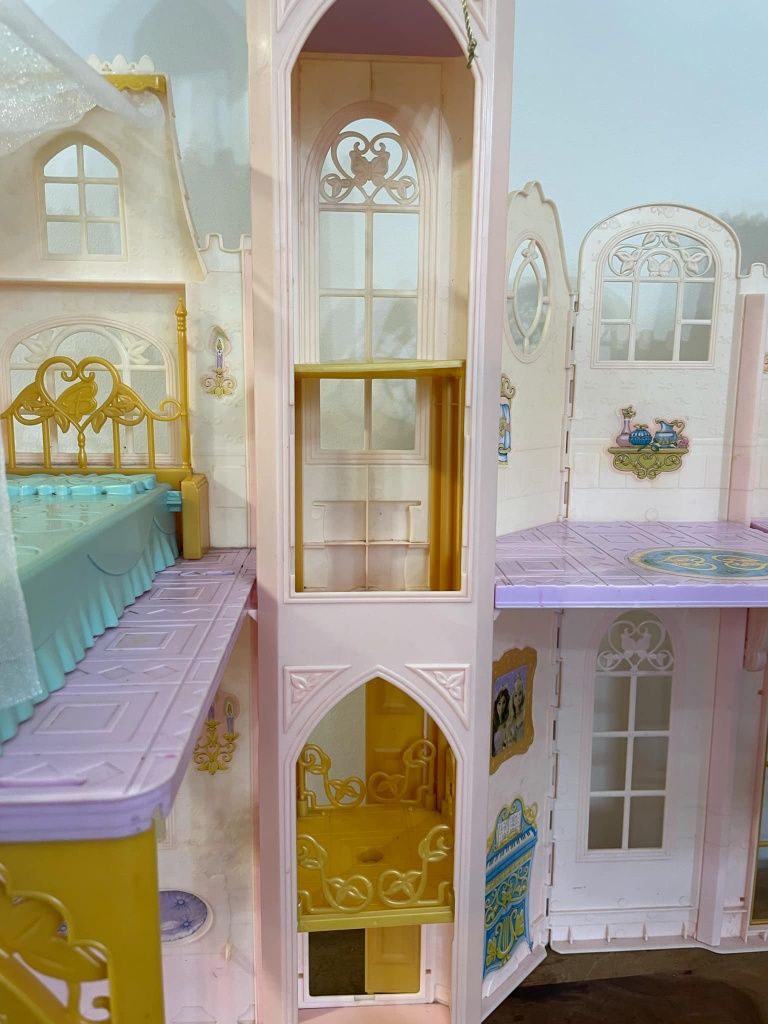 Domek dla lalek barbie