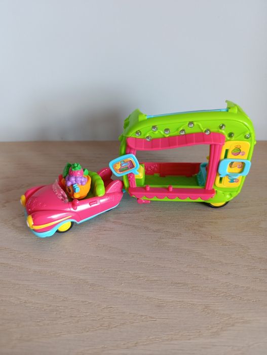 MojiPops autko z figurką