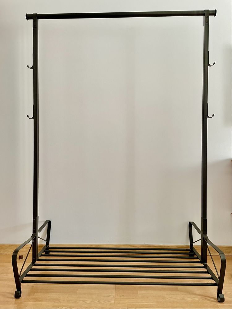 Cabide de Pé IKEA
