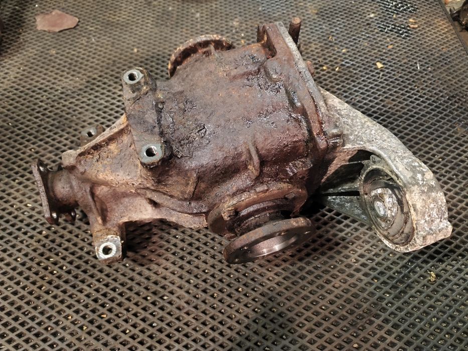 BMW E30 E36 compact dyfer 4,10 dyferencjał mała glowa typ 168