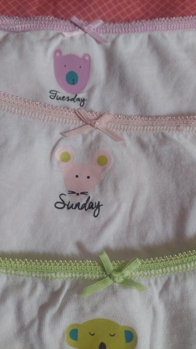 Продам  детские трусы.