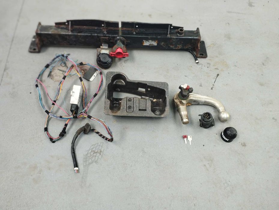 Hak Holowniczy Belka Kula Wiązka Moduł Klucz BMW X3 E83