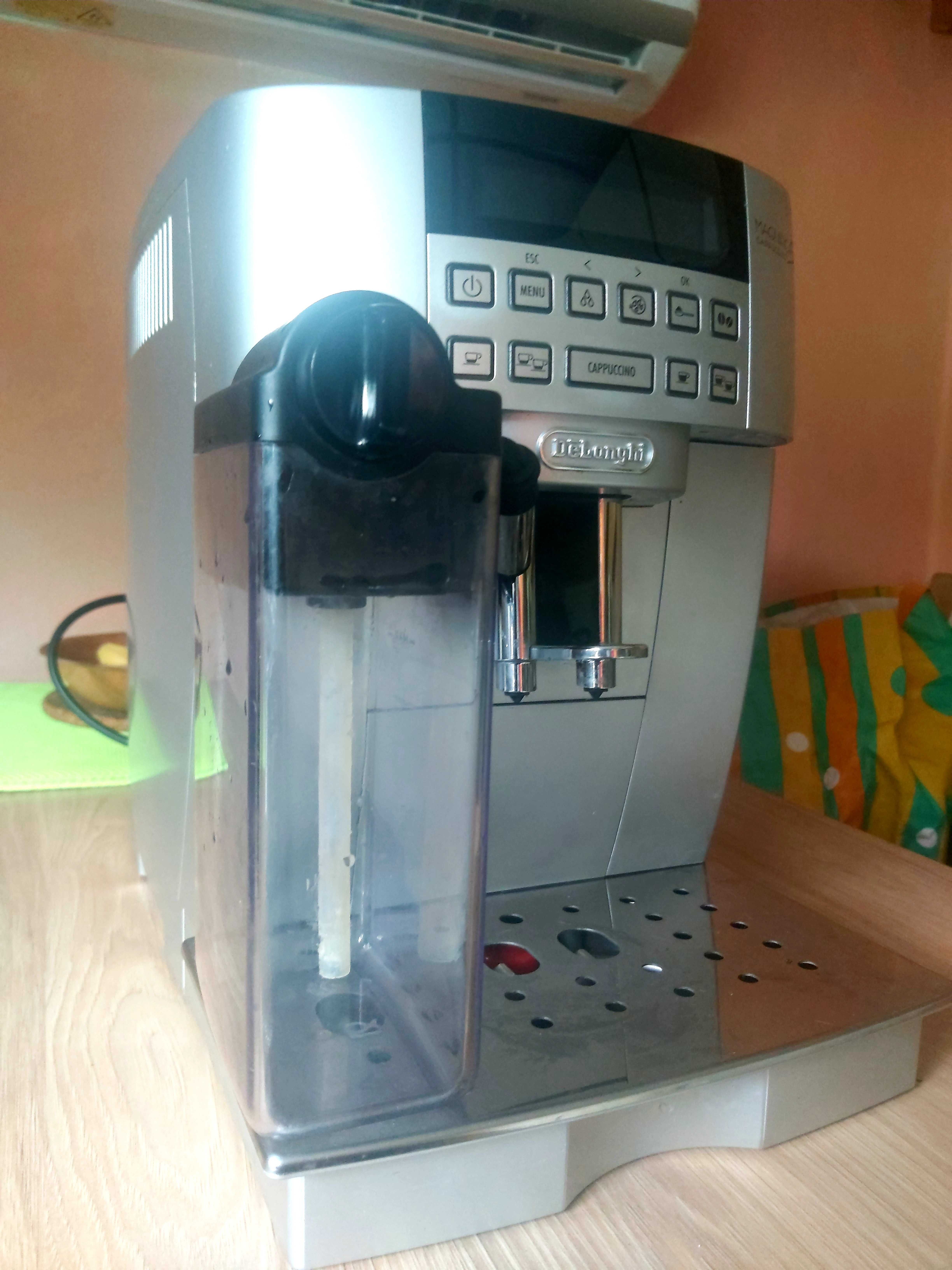 Ekspres Delonghi