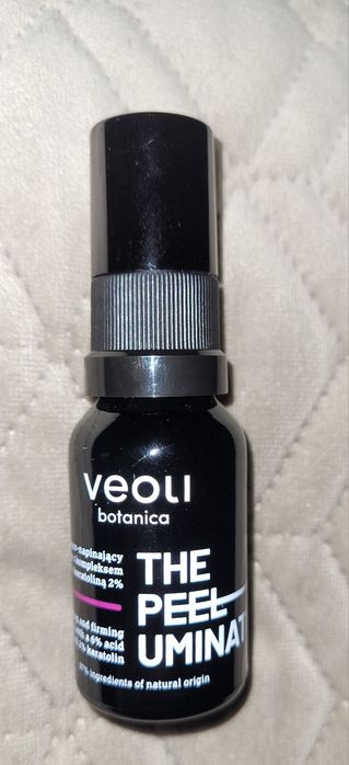 Veoli Botanica The Peeluminator peeling pod oczy 15ml