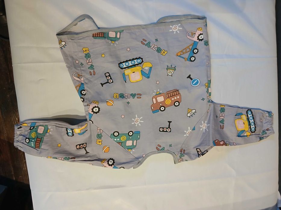 Fartuszek do prac plastycznych dla chłopca 86