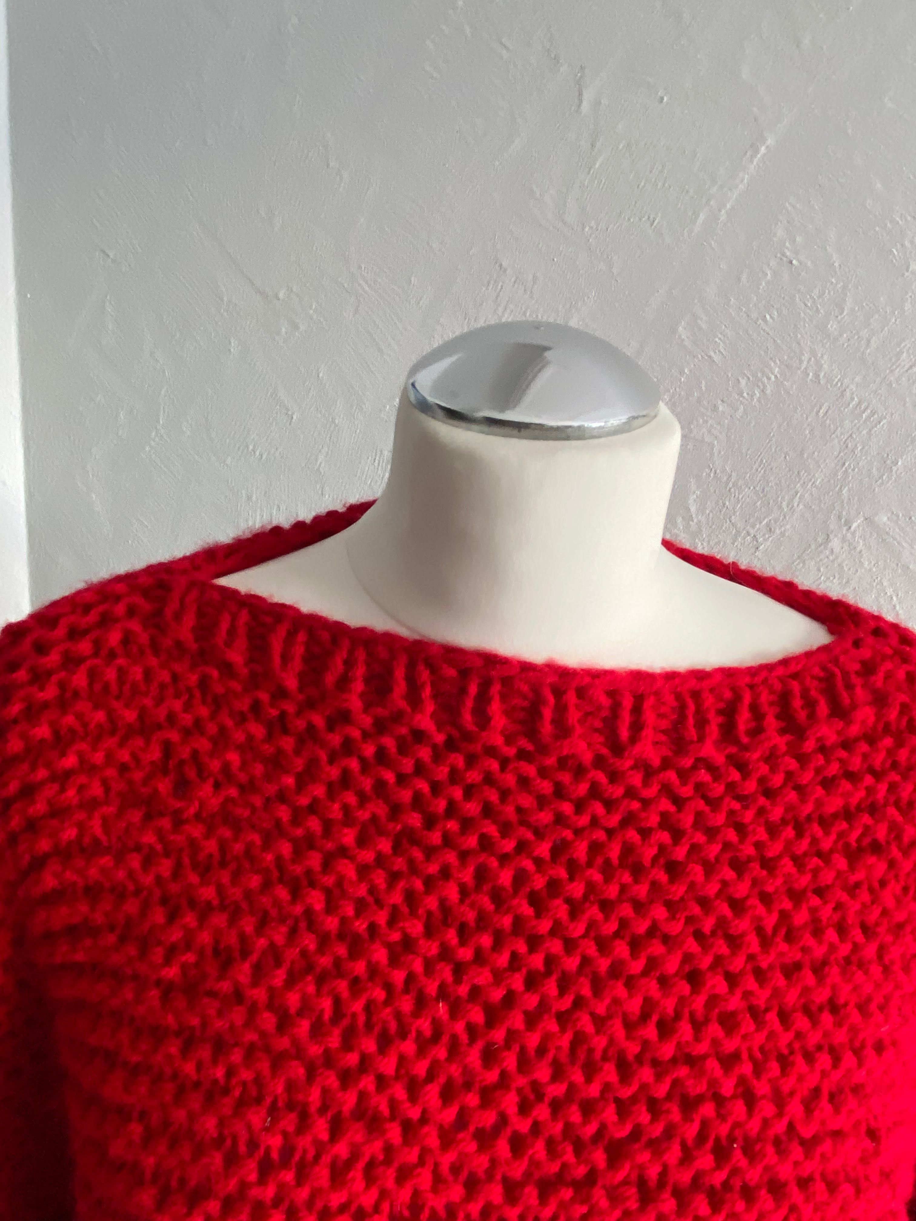 Sweter damski czerwony