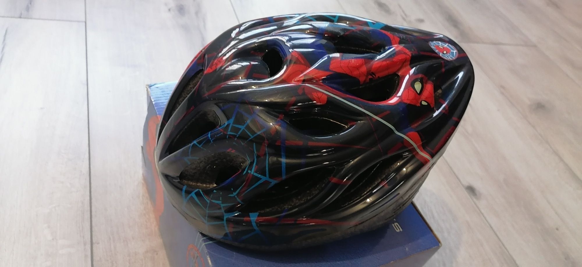 Kask Safety helmet na rower, deskorolek, wrotek.