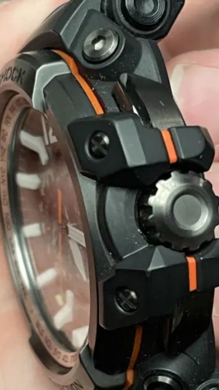 Casio g shock GPW 2000