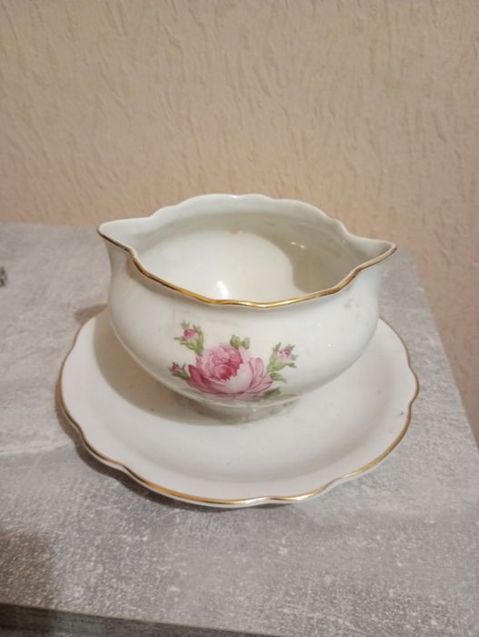 Продам комбинированный соусник