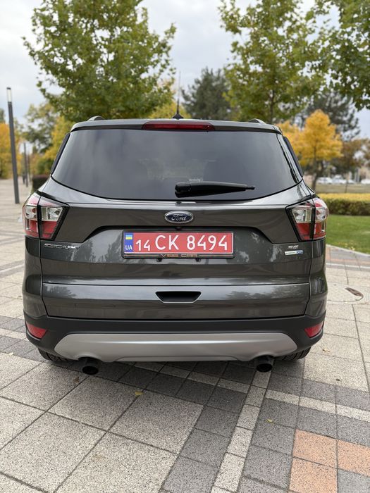 Продам Ford Escape (Kuga) без дтп та перекрасів