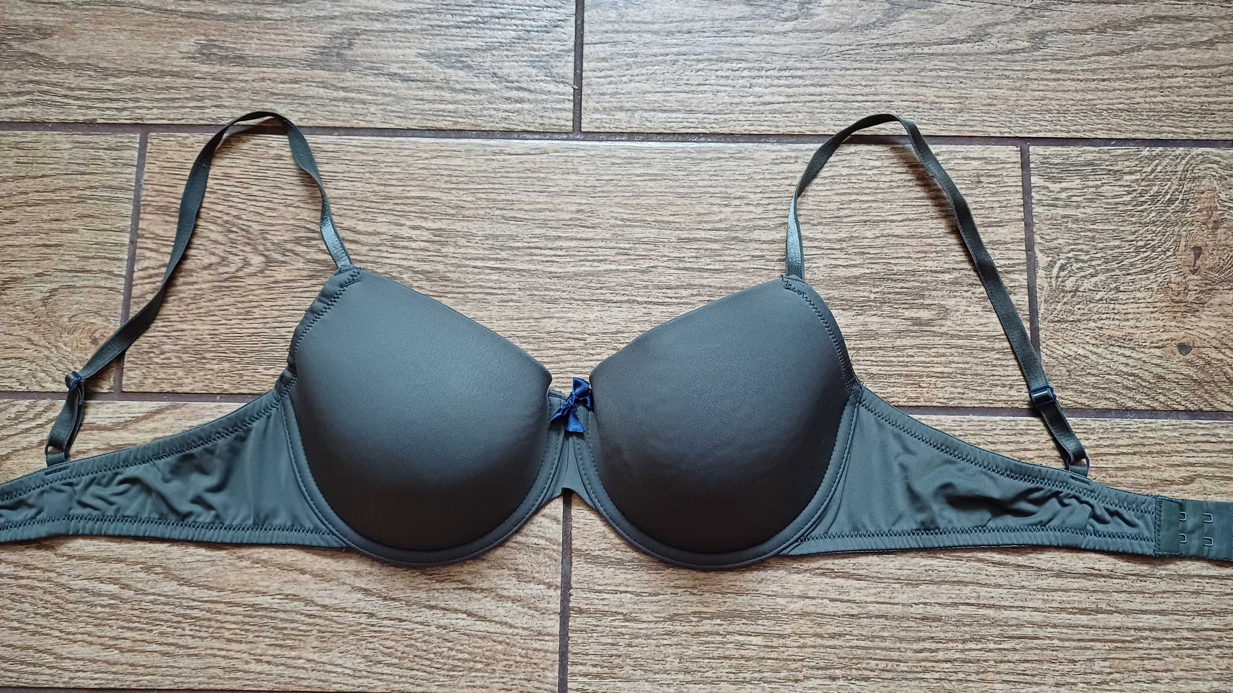 Zielony biustonosz HUNKEMÖLLER R. 85 C