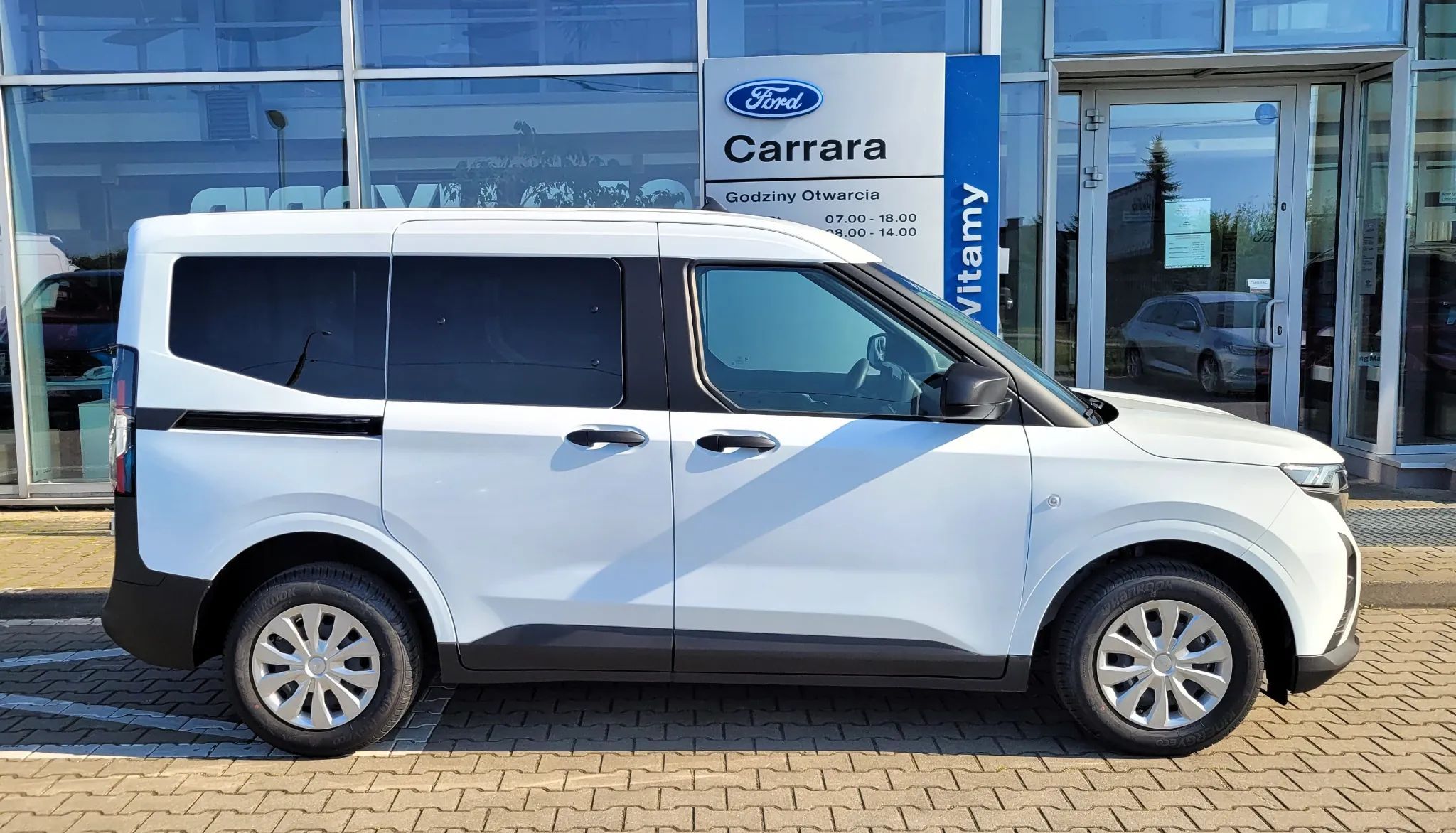 Ford Courier Transit Courier Kombi 1.5 EcoBlue 100KM, M6. Ruchoma przegroda z kraty