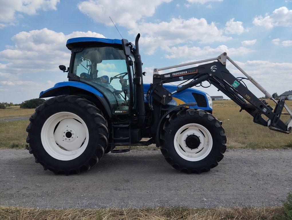 New Holland T6050