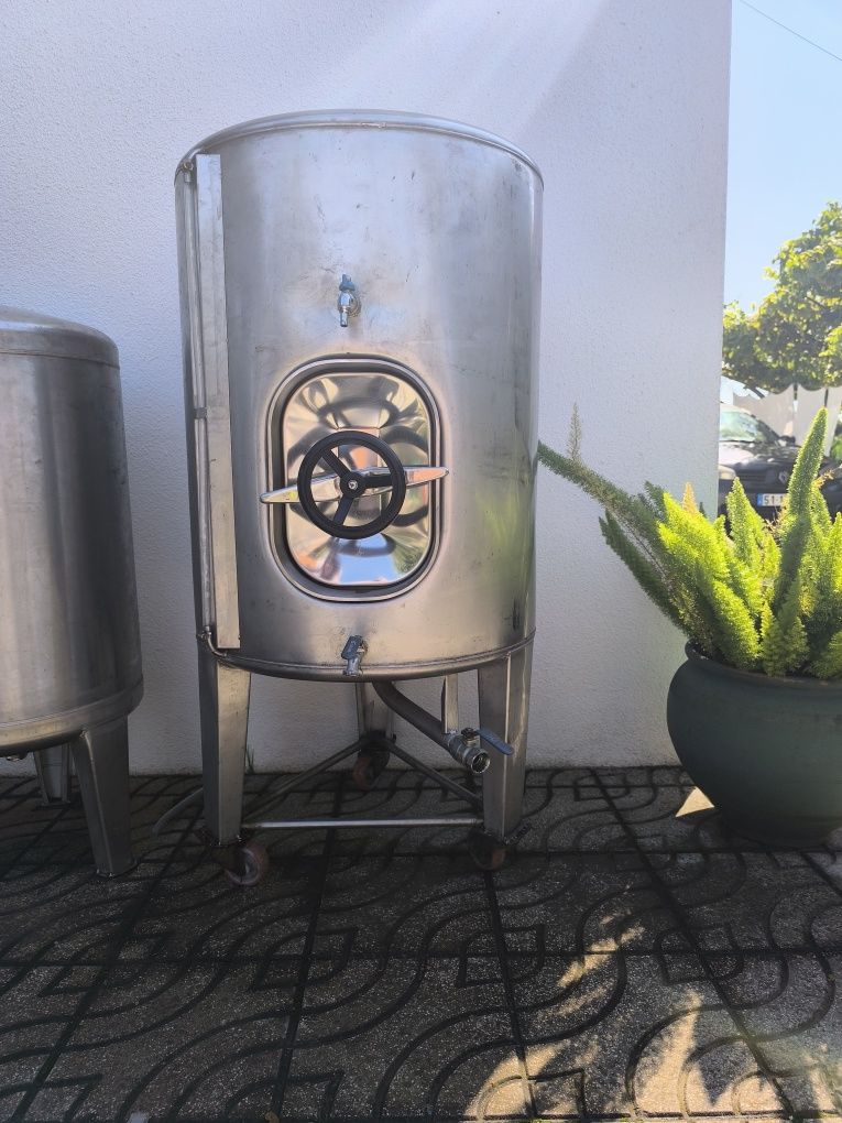 Cuba inox com rodas - 250 litros
