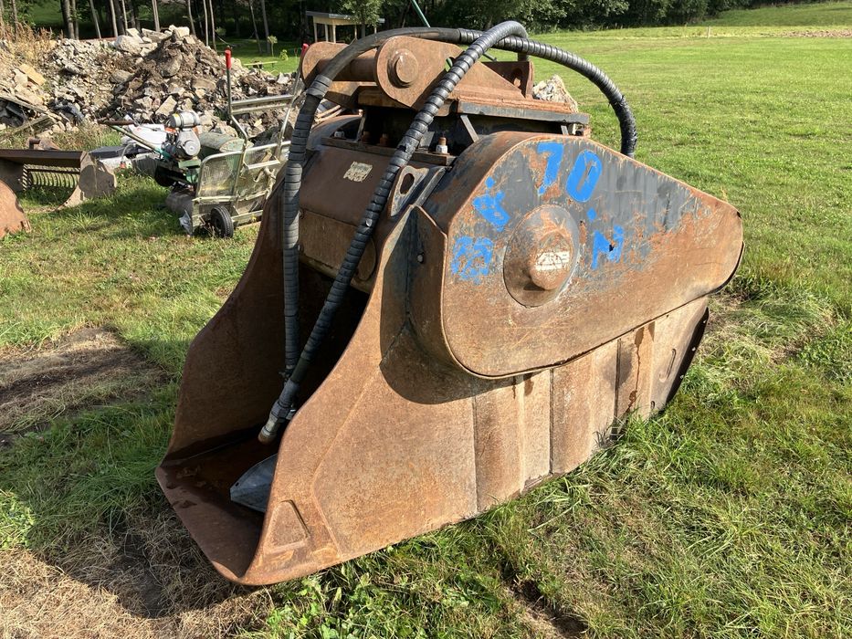 Łyżka krusząca MB BF70.2 2250kg 16-25t