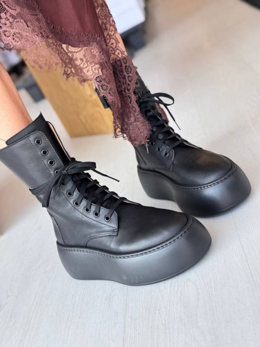 Продам сапожки L’estrosa