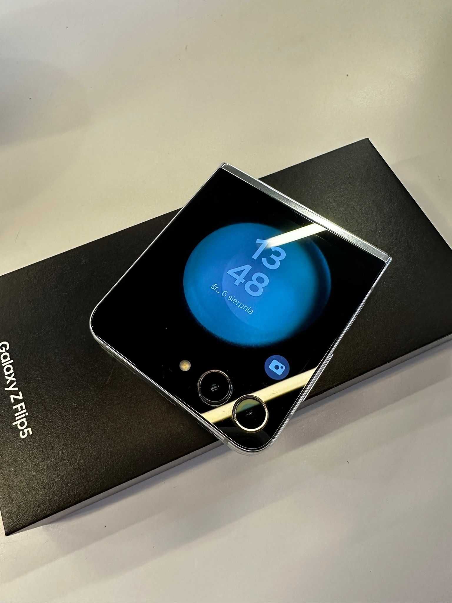Samsung Z Flip 5 - stan bdb.