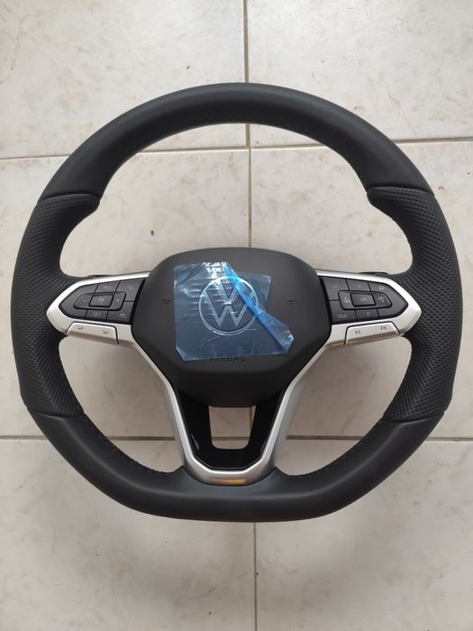 Volante VW Golf VIII