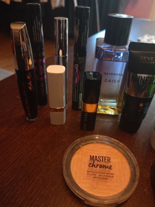 Zestaw kosmetykow bobbi Brown Eveline only bio Loreal wibo