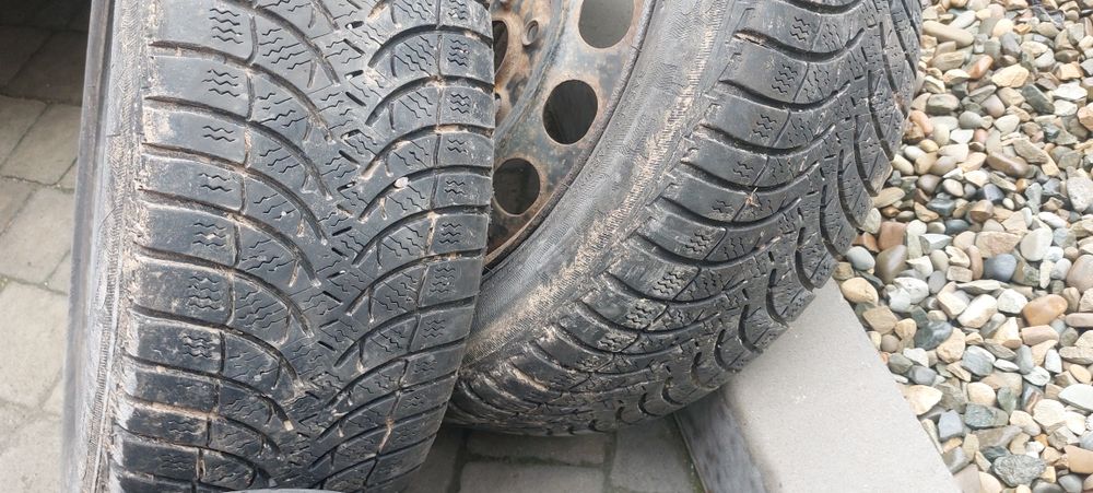Продам шини р16 205 55