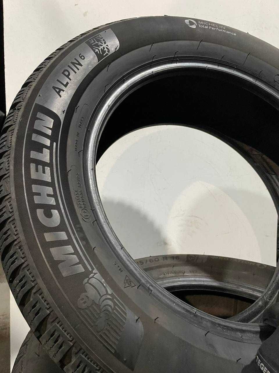 Зимові шини 215/60 R16 99H Michelin Alpin 6