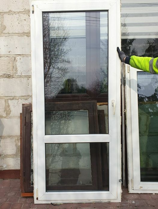 Drzwi balkonowe mahoń/białe  90x210 cm