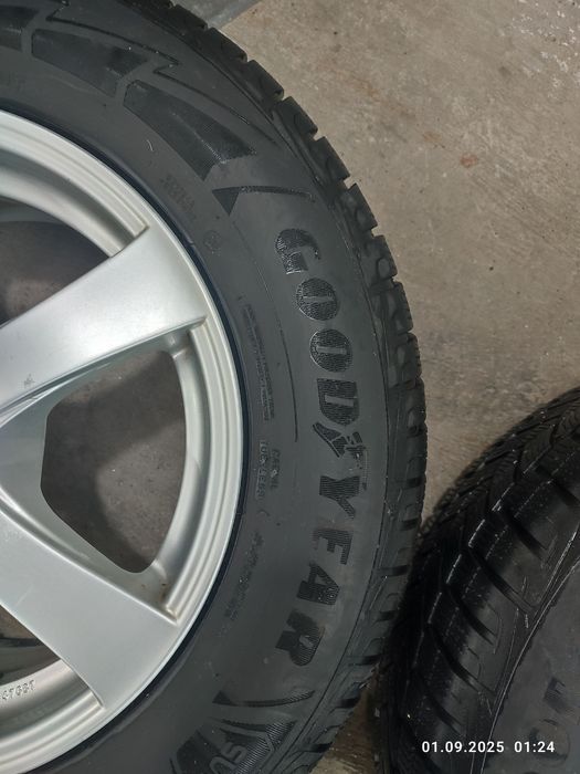 Колеса Mitsubishi Outlander Goodyear Ultra Grip Ice SUV GEN1 215/70r16